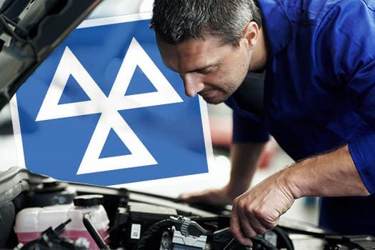 How much should an MOT cost?