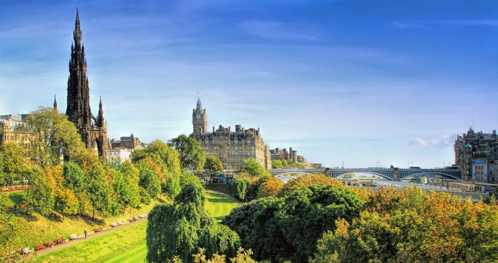 Princes-street-gardens-Edinburgh-Scotland